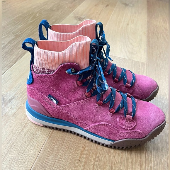 The North Face Shoes - THE NORTH FACE Back-To-Berkeley III Sport Waterproof - Women Size 8 NEW